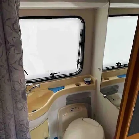 Lägenhet Logez Dans Un Camping-car